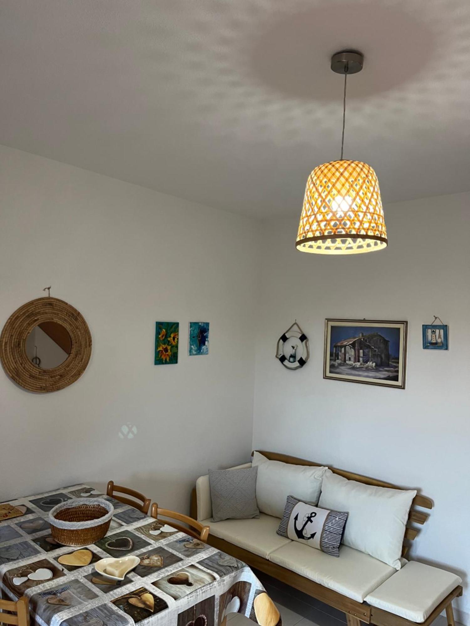 Casa Sviluppata Su Due Piani Con Doppia Veranda E Parcheggio Privato San Teodoro  Zewnętrze zdjęcie