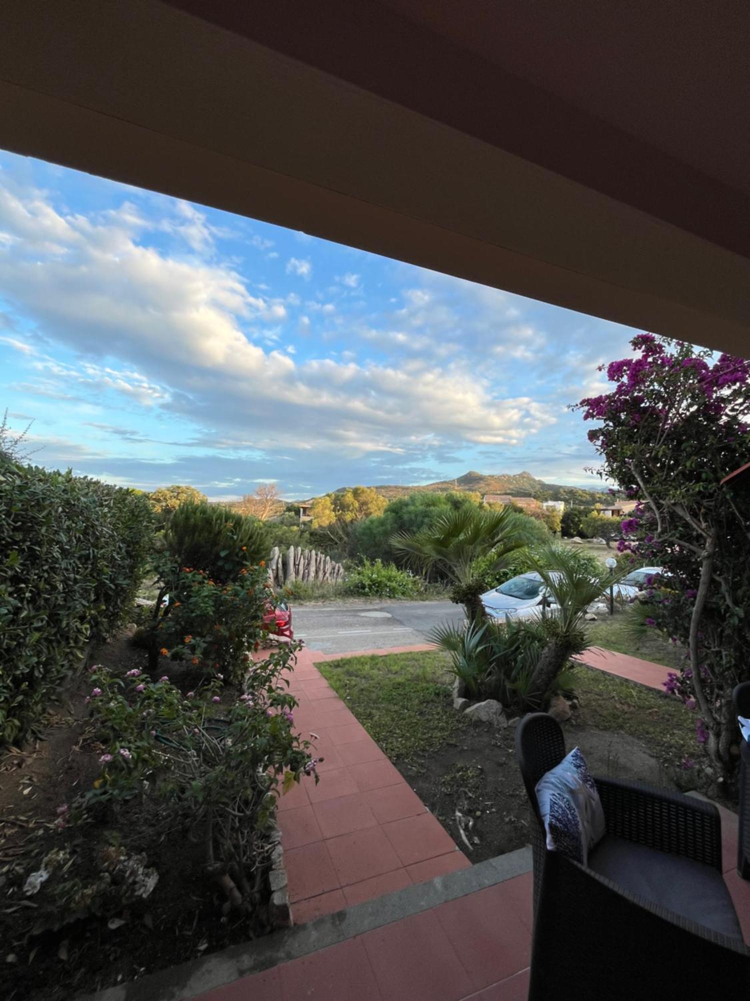 Casa Sviluppata Su Due Piani Con Doppia Veranda E Parcheggio Privato San Teodoro  Zewnętrze zdjęcie